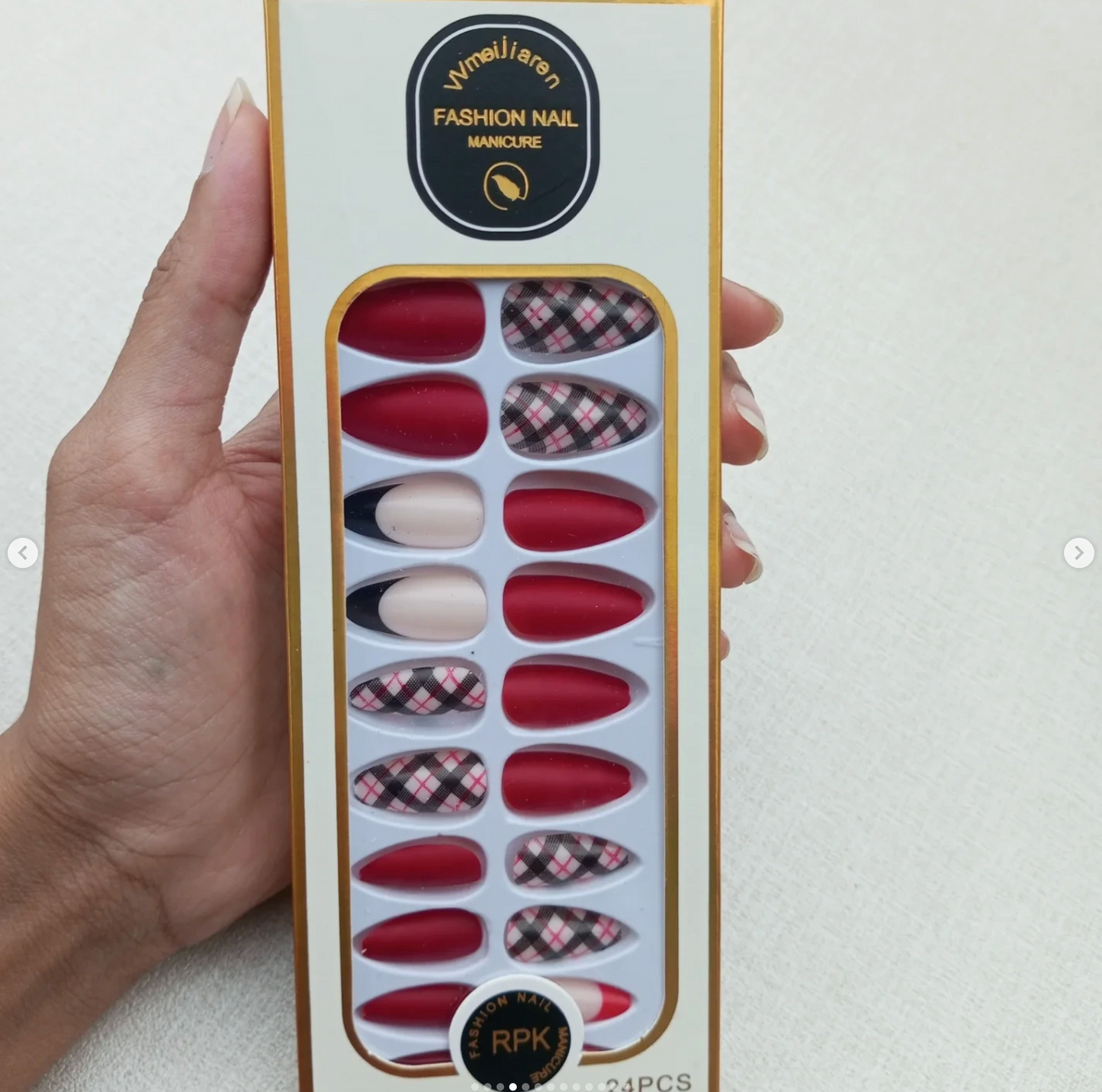 Manicure nails ( Bundle of 6 sets )
