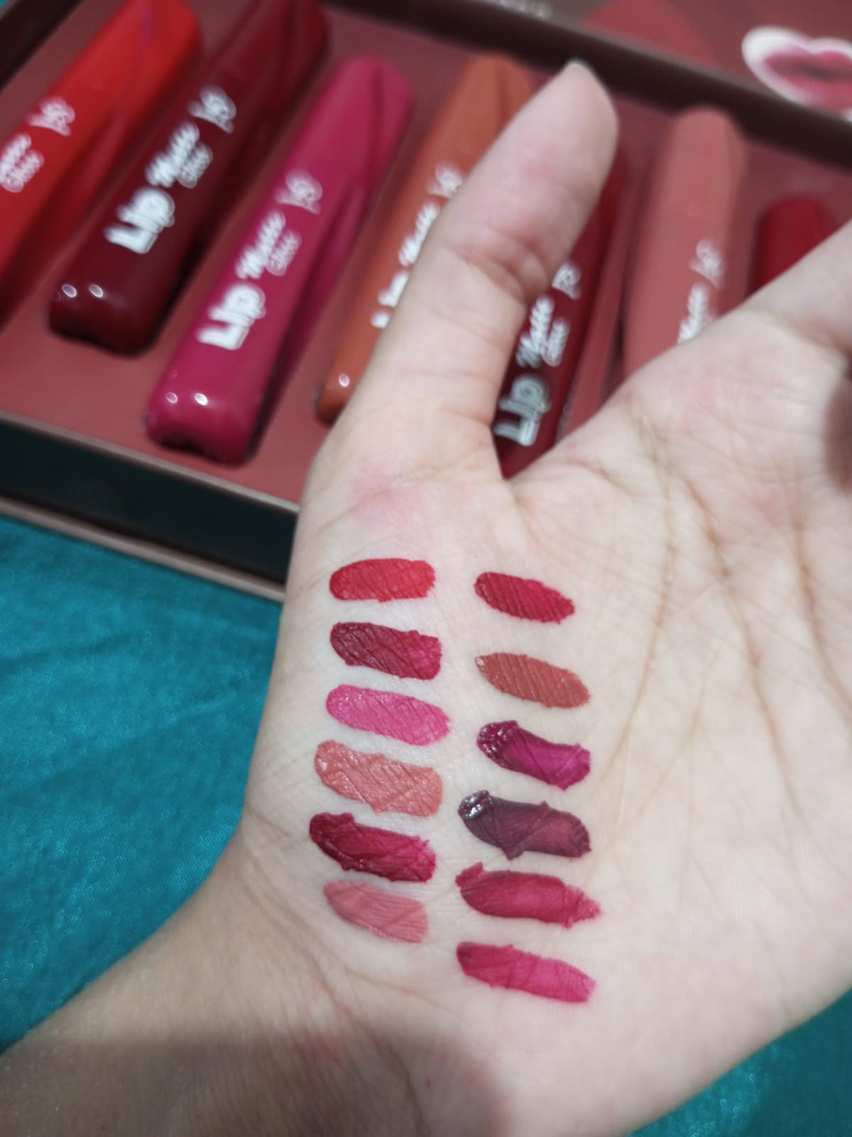 FitMe Lip Gloss Set – 12
