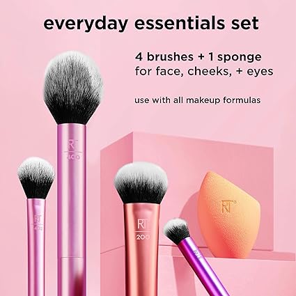 Real Techniques | Everyday Essentials: Brushes and Sponge Set