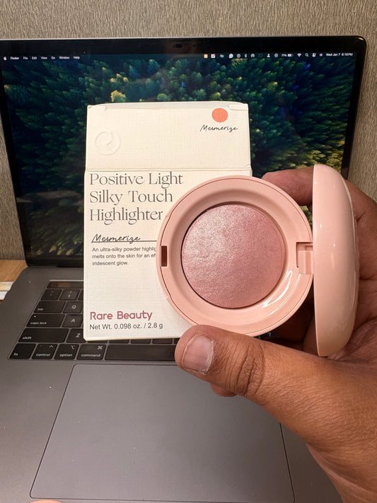 Rare Beauty Positive Light Silky Touch Powder Highlighters