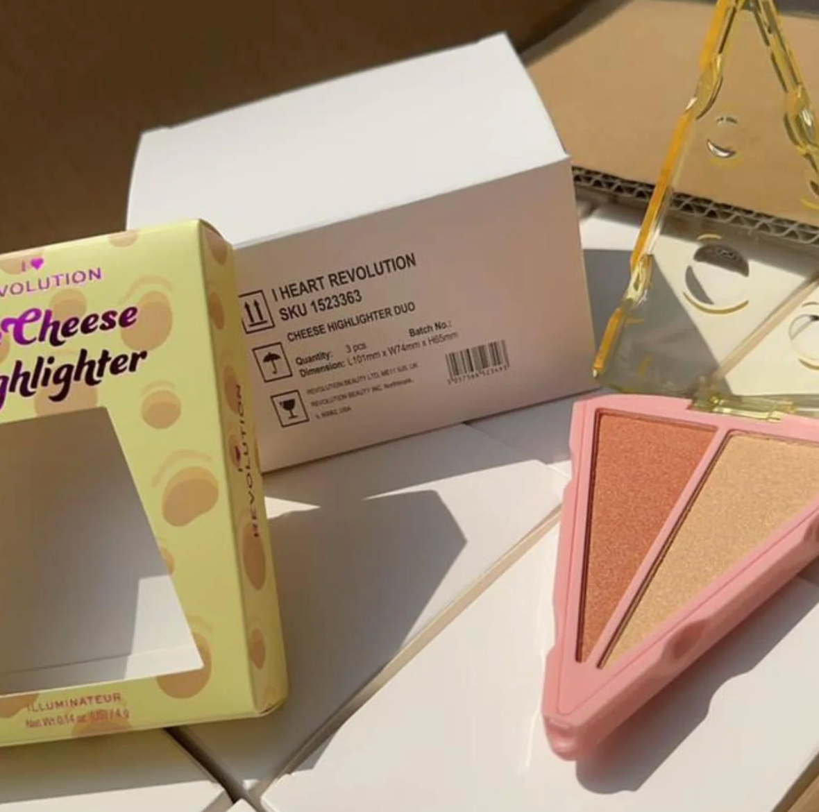 Revolution The Cheese Highlighter