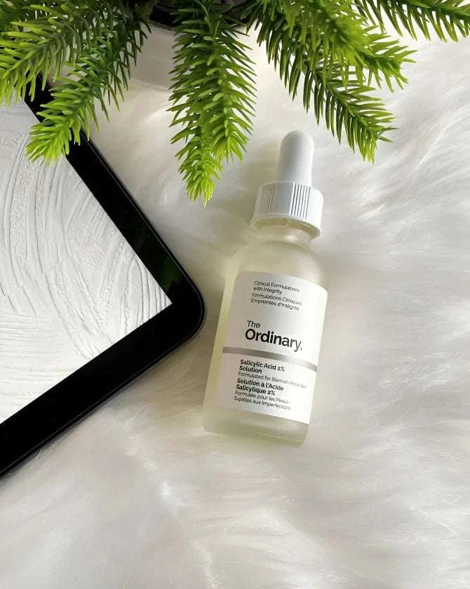 The Ordinary Salicylic Acid 2% Solution bottle against white background for clear skin and blemish control